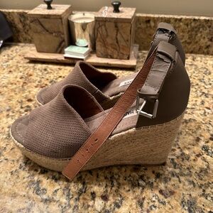 Steve Madden espadrilles